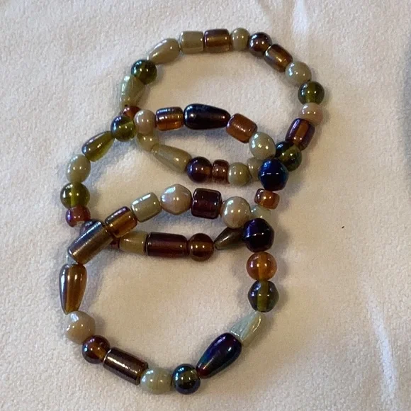 Glass Beaded Stretch Bracelet Set - Picture 4 of 4